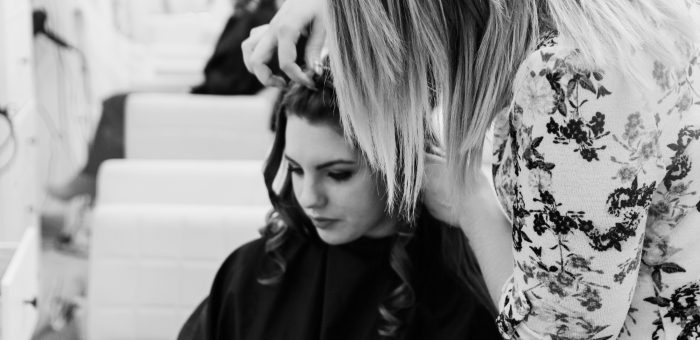 Focus sur les prestations de coiffure à domicile